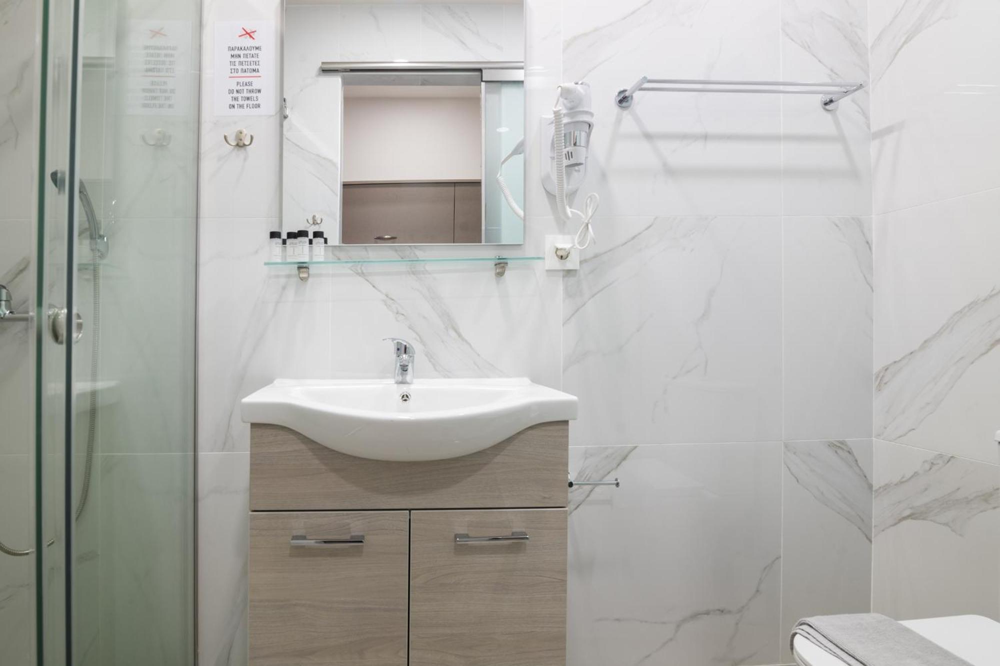 Sea Diamond Suites ลากานาส ภายนอก รูปภาพ