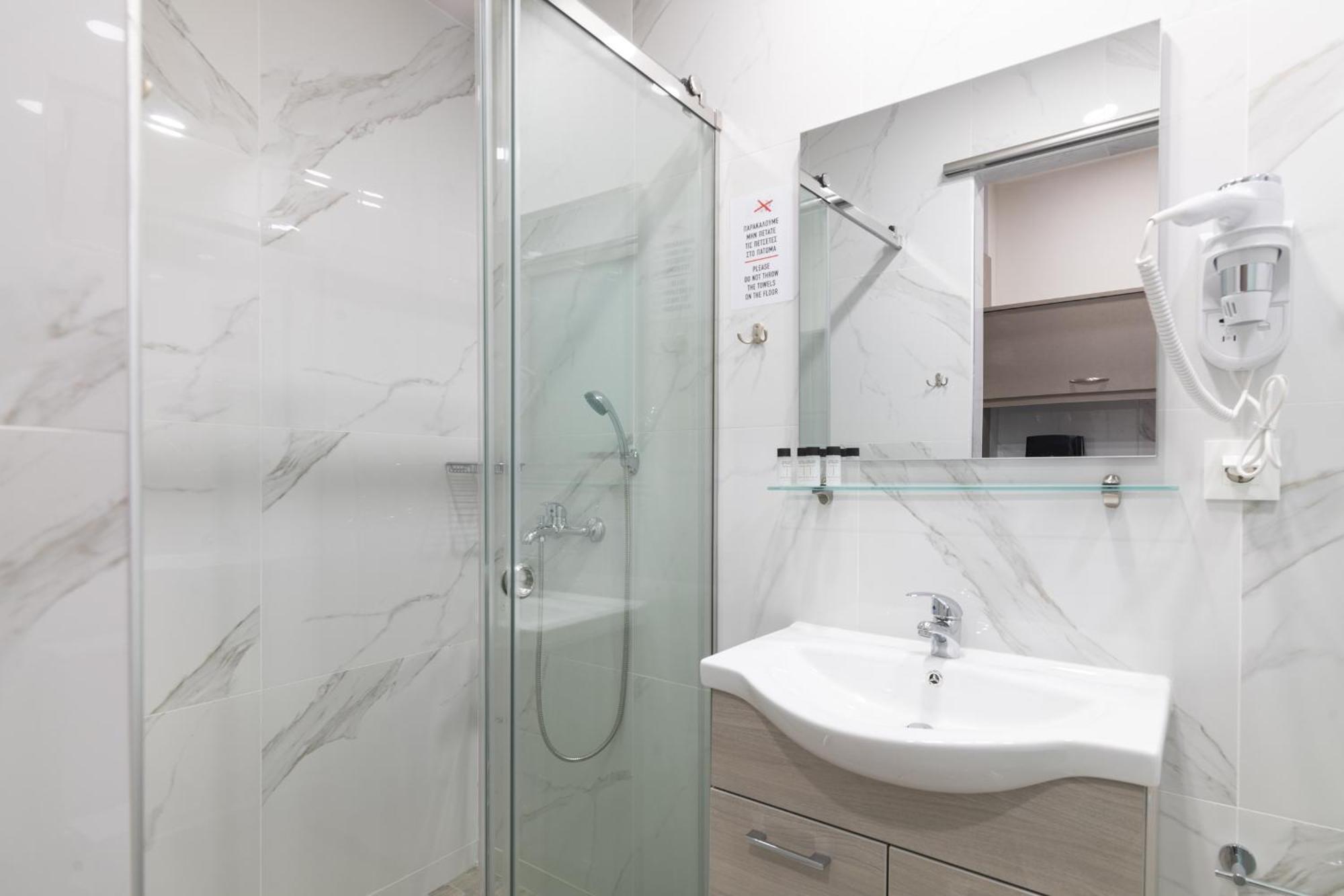Sea Diamond Suites ลากานาส ภายนอก รูปภาพ